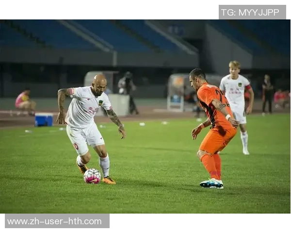 广州富力迎战贵州智诚期待精彩对决两队争夺三分展现足球魅力与激情